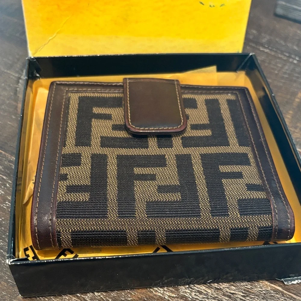 Fendi Zucca Wallet vintage